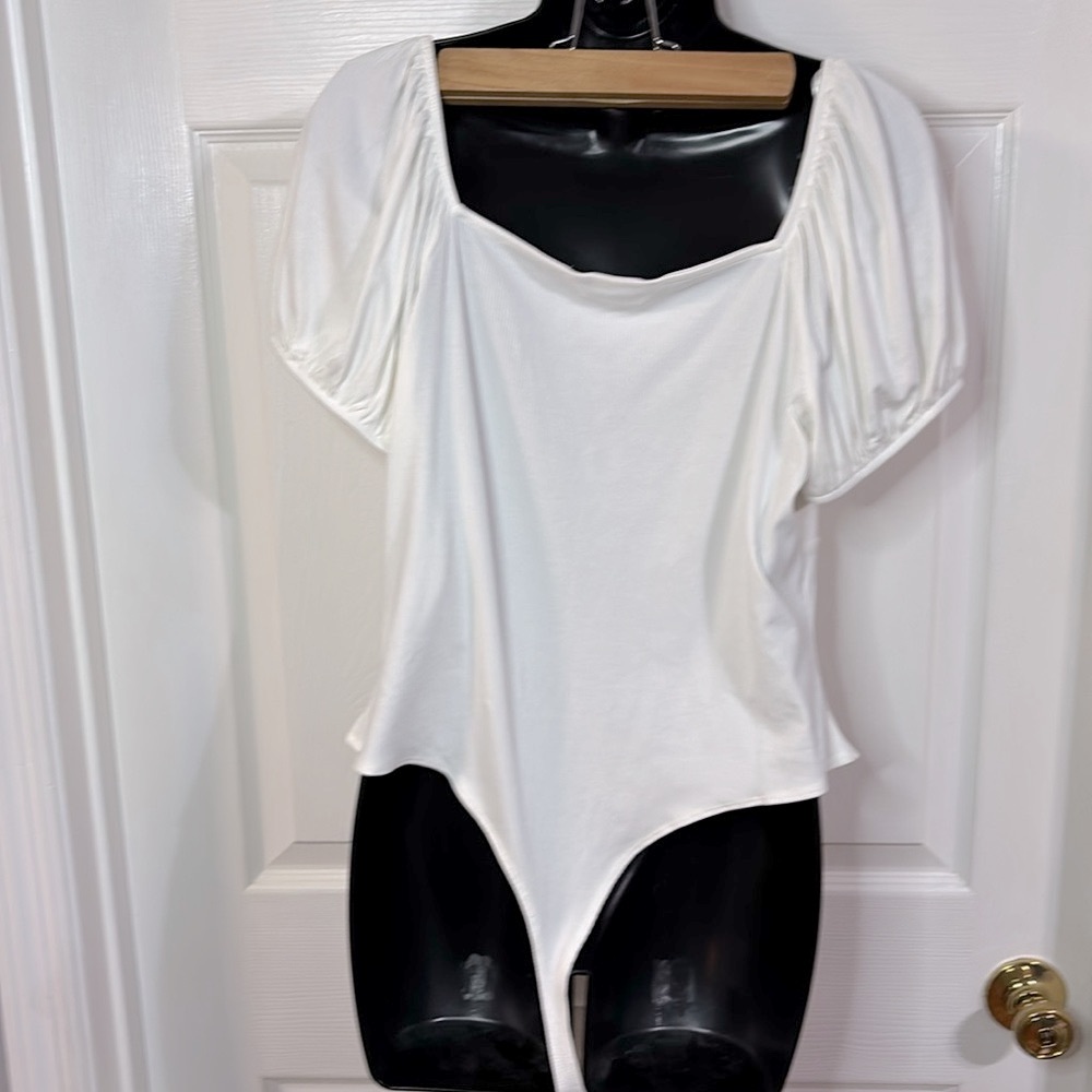 NWT LC Lauren Conrad Puff Sleeve Bodysuit, Size XL - Picture 4 of 14